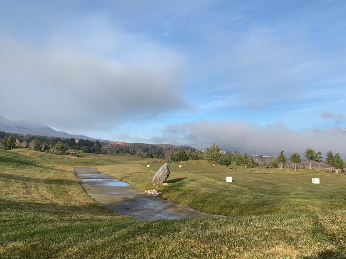 Entire Private Apartment In Pirin Golf & Country Club Bansko Esterno foto